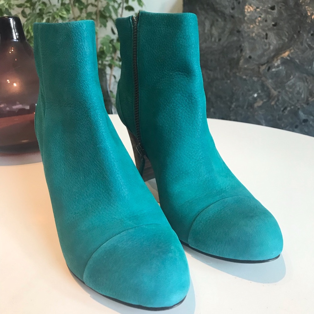 Cole Haan Harper Booties, Turquoise Nubuck, 9B